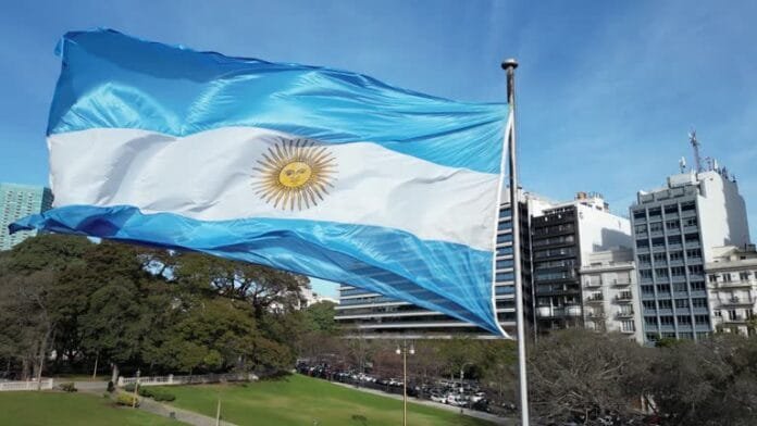 Camera rotating around the flag capturing the scene