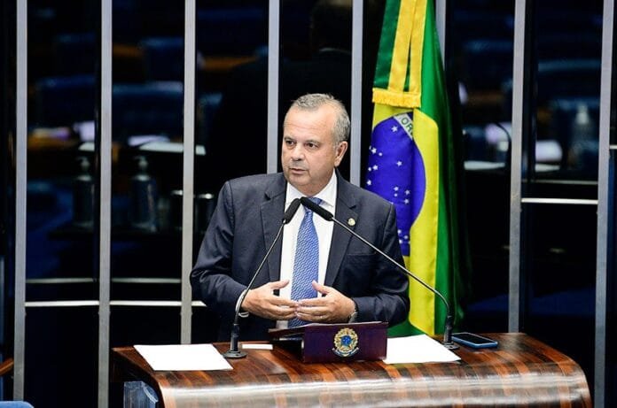 Senador roberto marinho